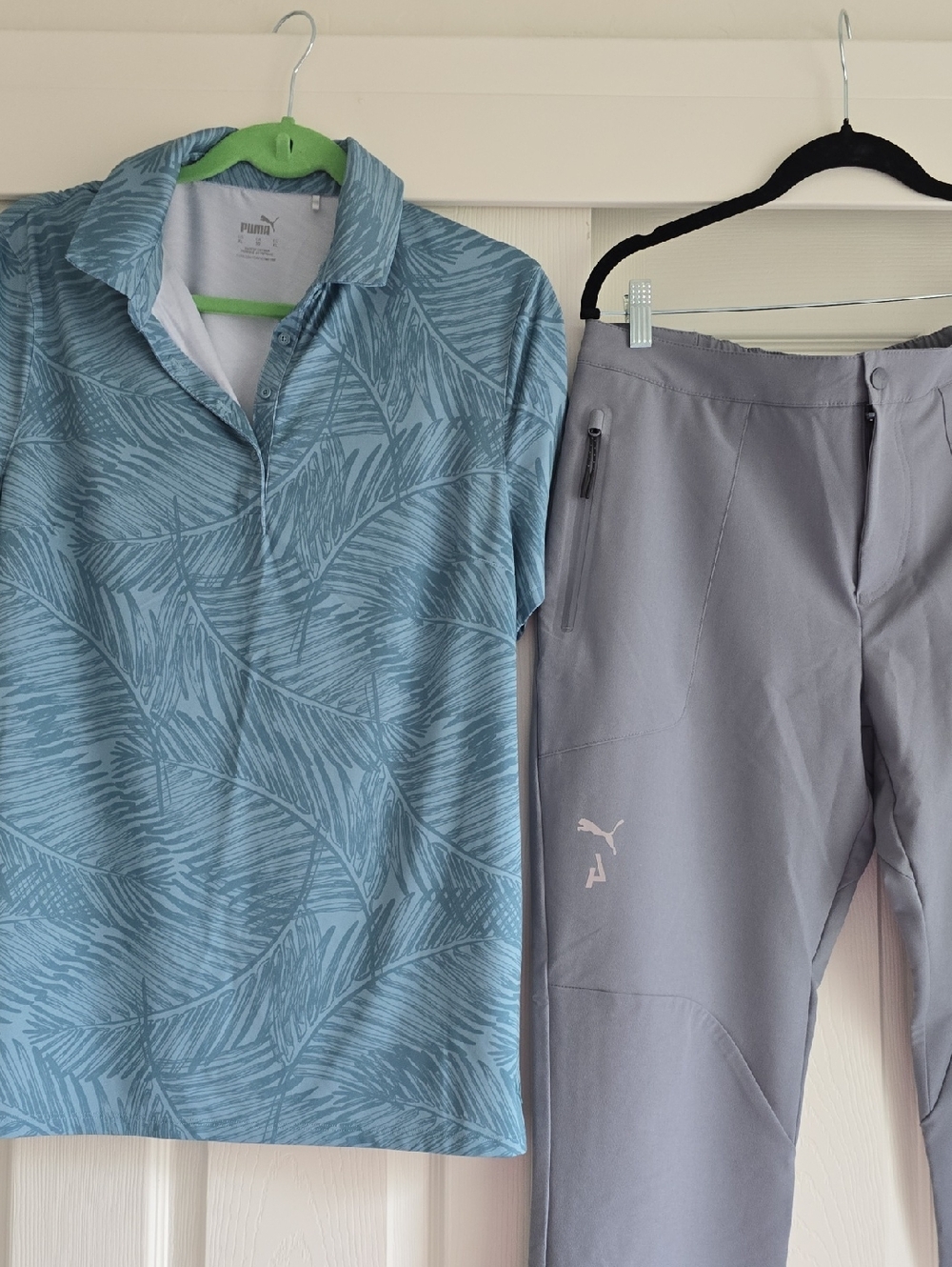 Puma Teal And Grey Leaf Print Polo & Gray Golf Pants Set